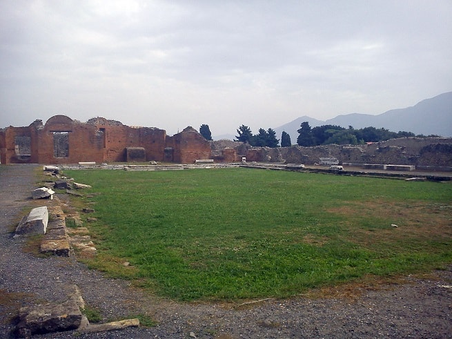pompei - Edificio di Eumachia 