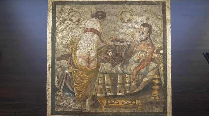 mosaico raffigurante una coppia di amanti mosaico raffigurante una coppia di amanti