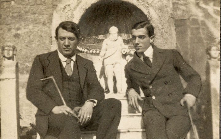 Picasso e Léonide Massine nel giardino della casa di Marco Lucrezio a Pompei fotografati da Jean Cocteau nel 1917