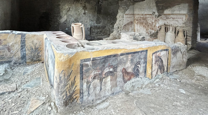 Pompei, Thermopolium del Gallo (Regio V)